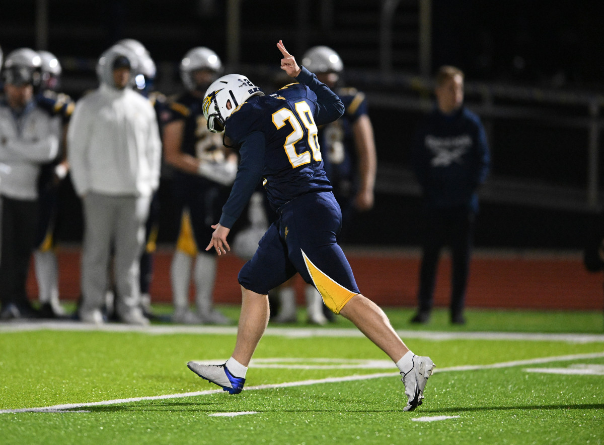 Tallmadge scores final 14 points to defeat Villa AngelaSt. Joseph 217 in playoff opener