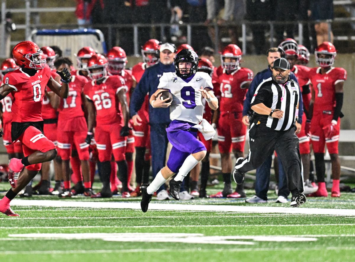 Manvel Football Look: Fulshear muscles past Manvel 9-7 to keep district title hopes ...