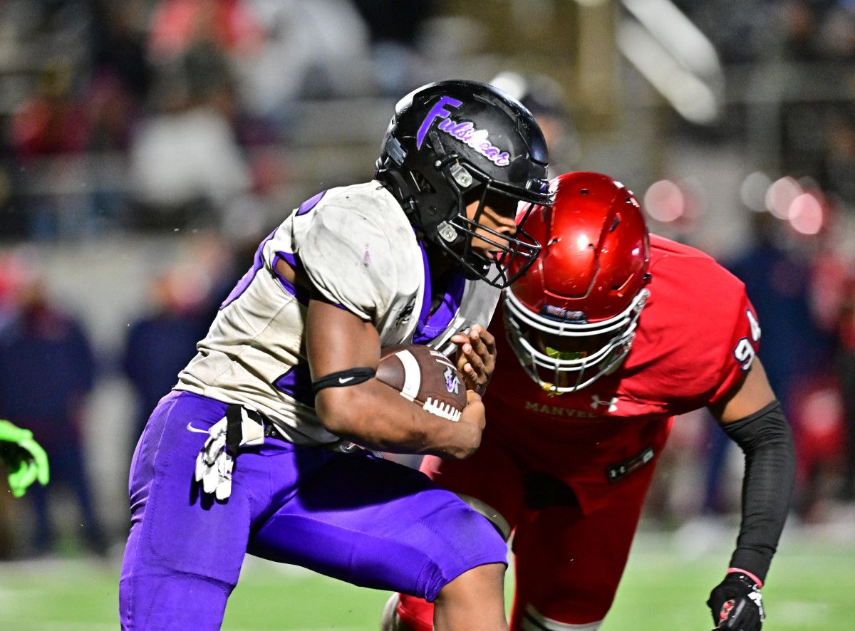 Manvel Football Look: Fulshear muscles past Manvel 9-7 to keep district title hopes ...