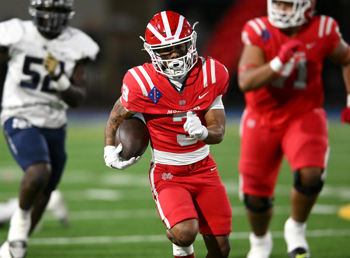 Look Mater Dei routs Sierra Canyon to advance to Southern Section D1