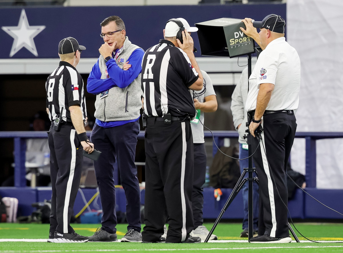 Look Benjamin takes down Oglesby for Texas 1A SixMan D2 state