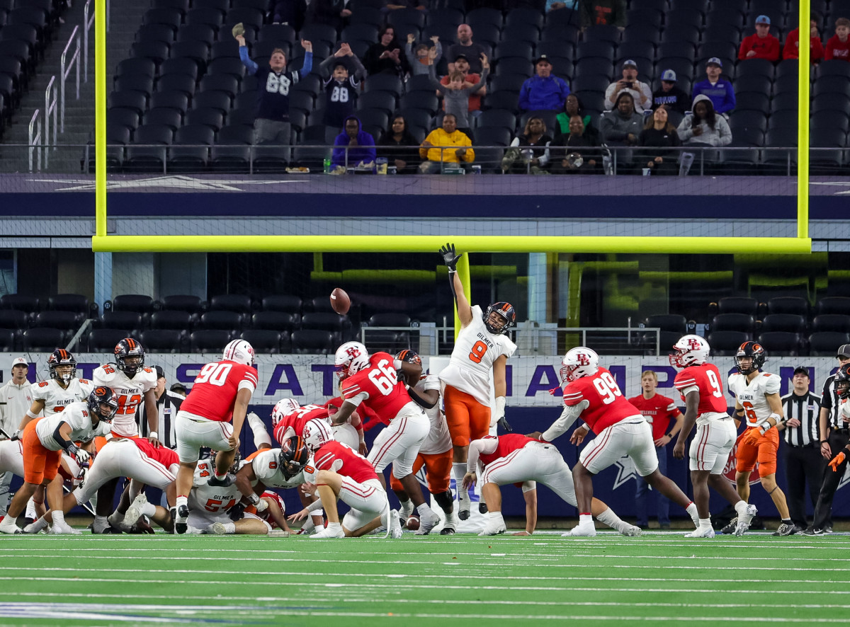 Look Gilmer defeats Bellville to claim Texas 4A Division 2 state